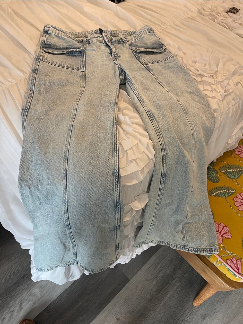 H&M Divided Light Wash Women’s Jeans - Casual Flare-Leg